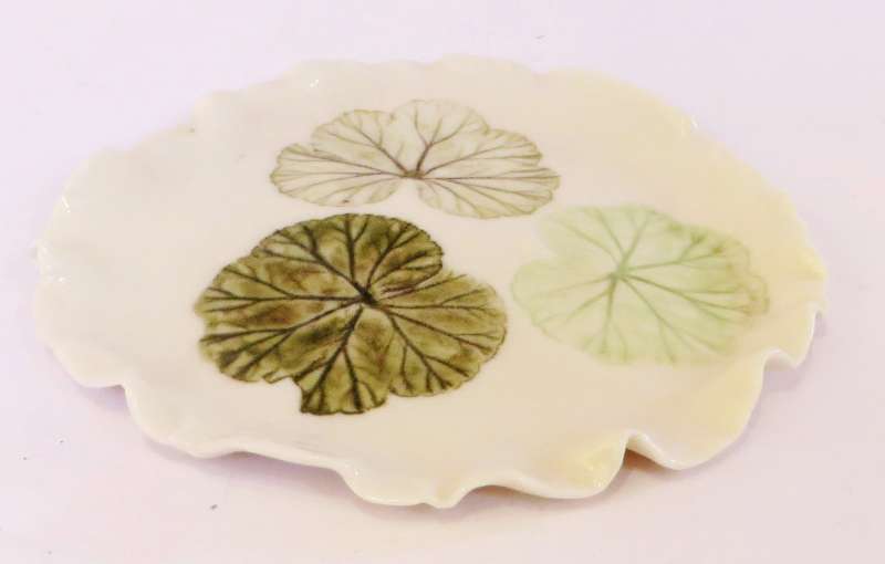 Green Leaf Plate lll