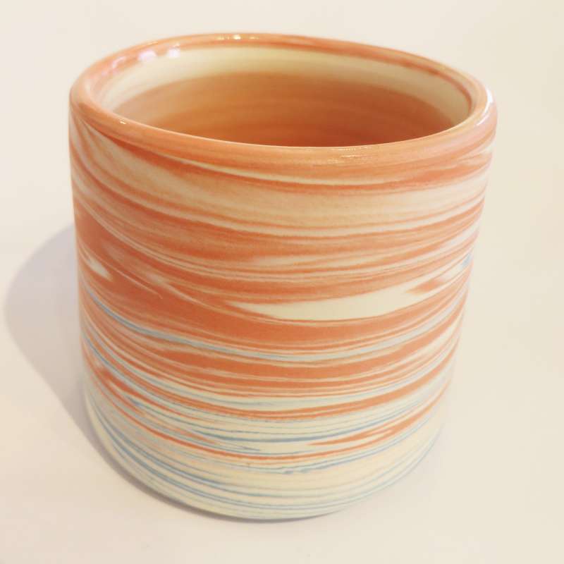 Small marbled planter