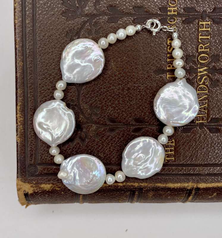Cultured Pearls Bracelet