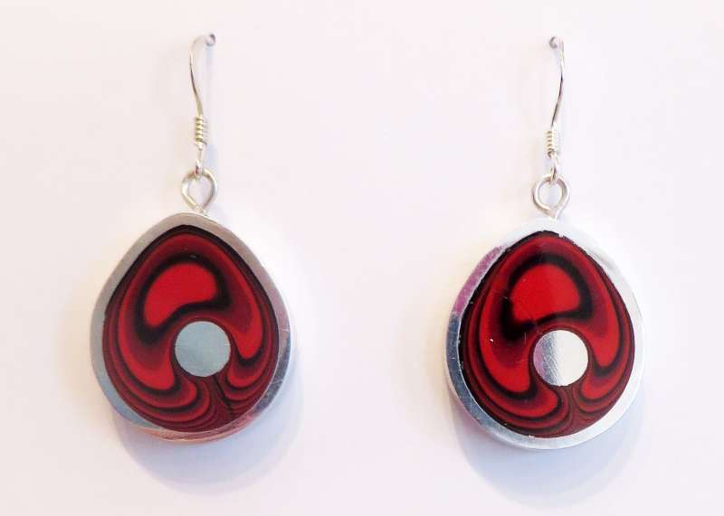 Cranberry teardrop earrings 